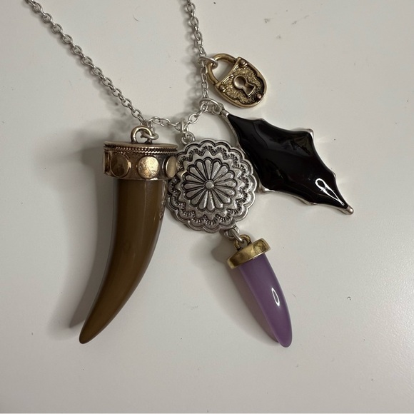 Free People Zella Layered Necklace Gold Silver - NWOT - Picture 5 of 7